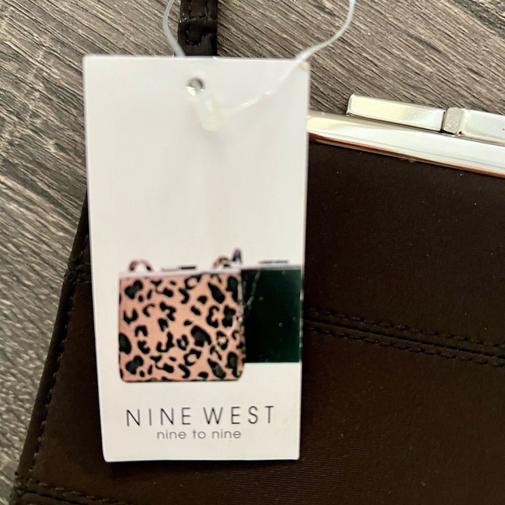 Nine West “Nine to Nine” Brown Structured Frame Crossbody Bag NWT New with Tags - Picture 3 of 5